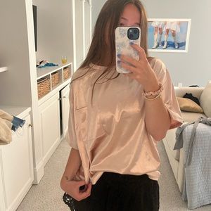 ROSEGOLD SHIMMER OVERSIZED TEE SHIRT